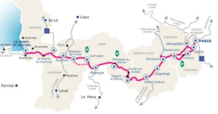 Carte de la Véloscénie montrant l’itinéraire à vélo entre Paris et le Mont-Saint-Michel avec les principales étapes et les voies cyclables empruntées.