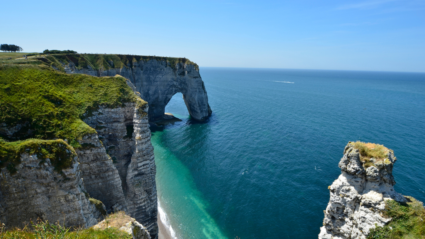 Paysage de Normandie sur La Vélomaritime, l’itinéraire vélo du littoral nord de la France.